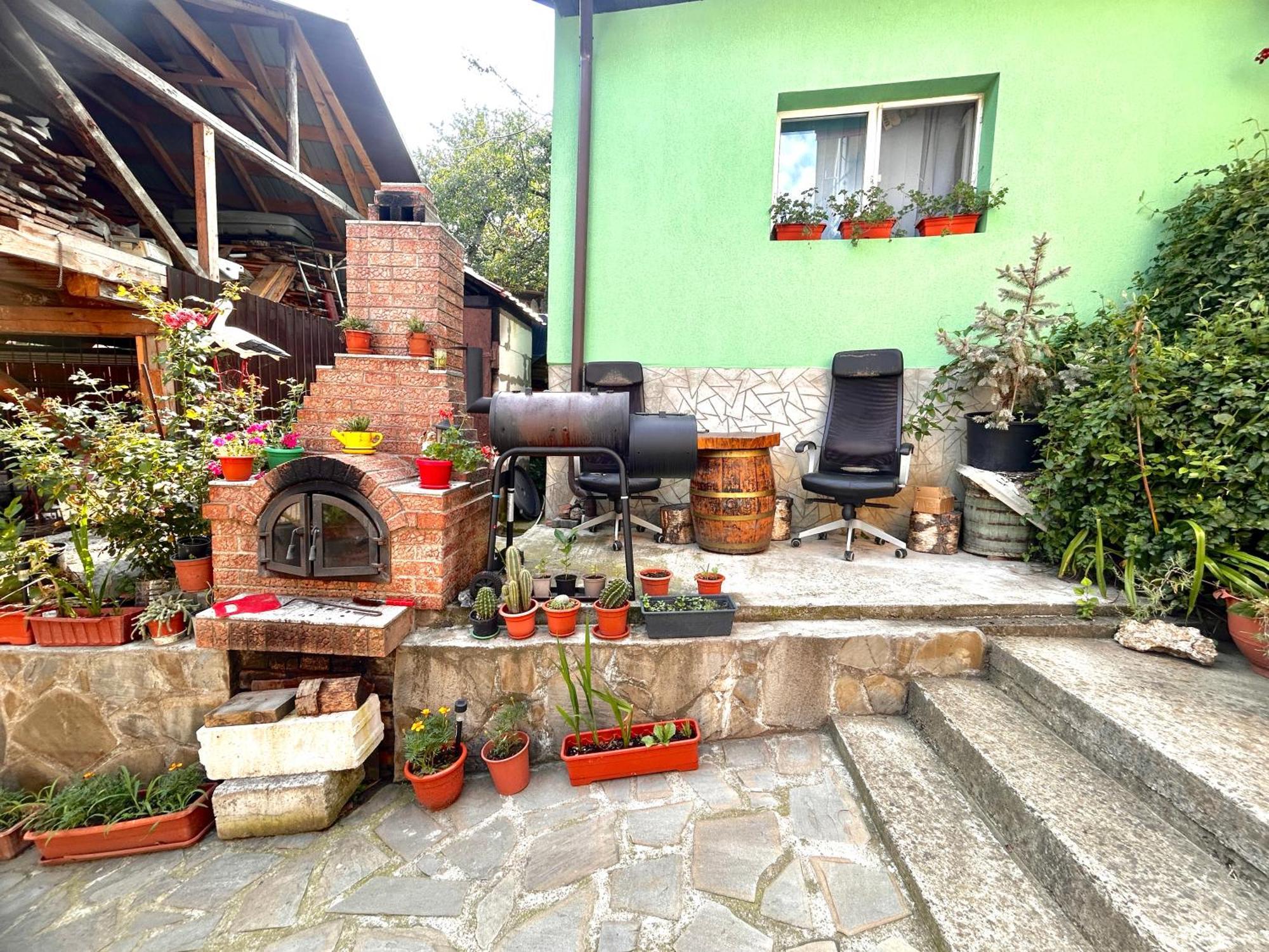 Villa Casa Camelia à Nehoiu Extérieur photo
